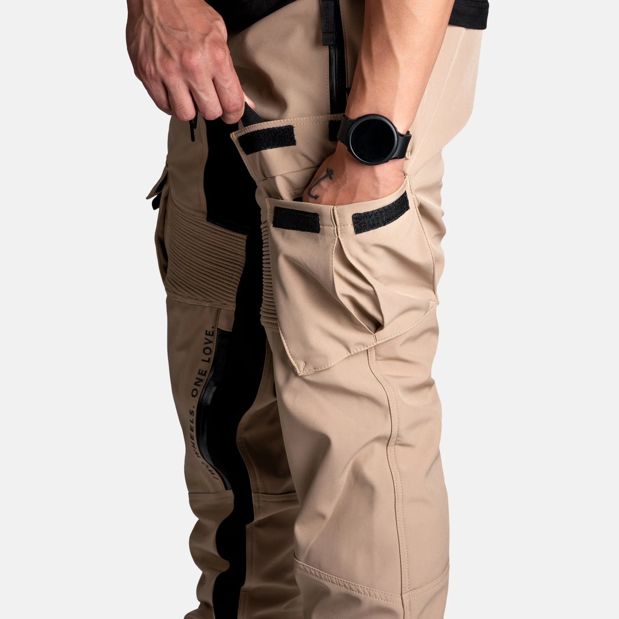 Unit 16™ Armoured Softshell Cargo Joggers {Stone}